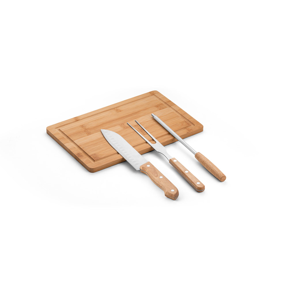 Kit churrasco com tábua em bambu e 3 utensílios